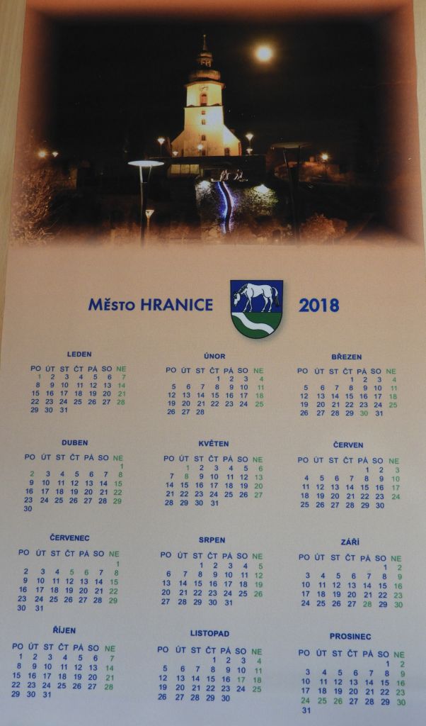 Nový závěsný textilní kalendář Města Hranice