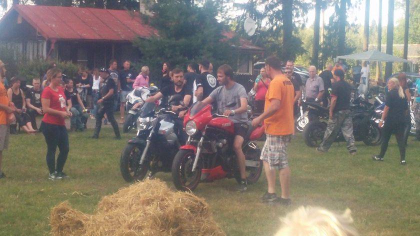 Studánka ožila motorkami