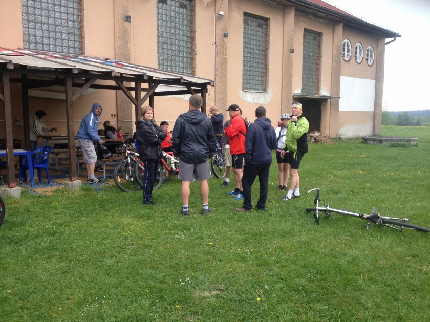 Cyklisté na startu