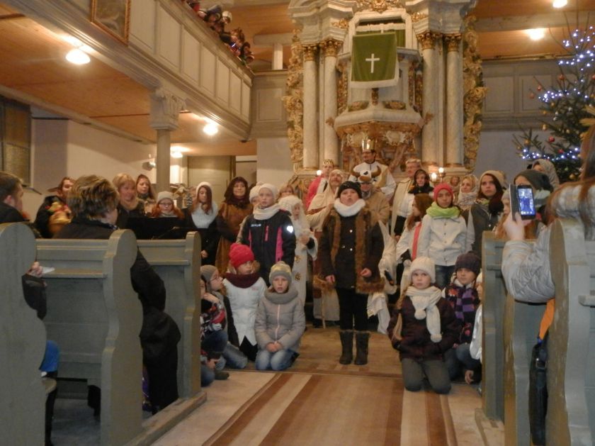 Společné vystoupení sboru při ZŠ a Chorus Egrensis
